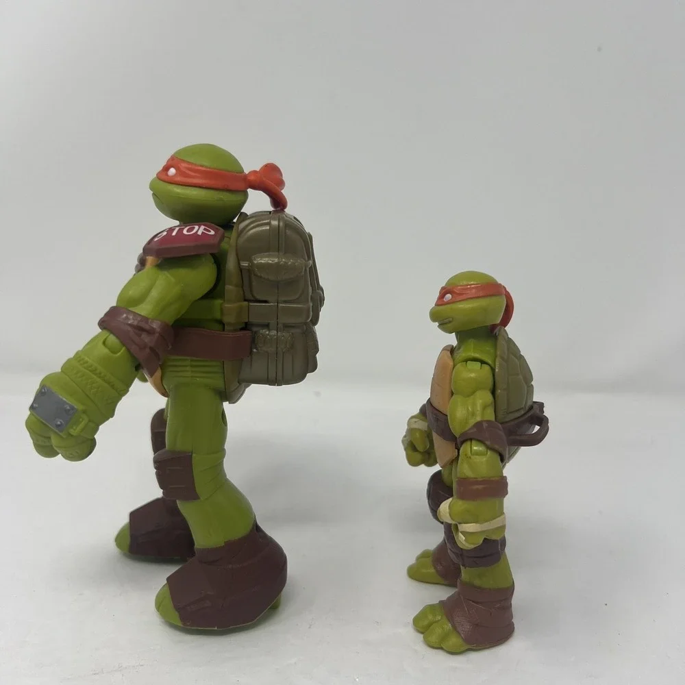 Teenage Mutant Ninja Turtles 2 Michelangelo Action Figure 4.5 5.5 Inch TMNT Toy